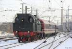 78 468 mit Sonderzug in Dortmund Hbf und fuhr weiter nach Willingen, Januar 2013.