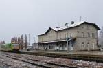 Der erste Schnee am 22.11.2015 im Bahnhof Regen.