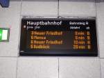 Abfahrtstafel von der Rostocker Straenbahn in der Tunnelhaltestelle Rostock Hbf am 31.Oktober 2009.