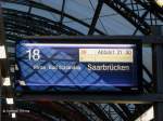 Die DB hat eine S-Bahn-Verbindung von Dresden ber Pirna - Bad Schandau nach Saarbrcken eingerichtet ?? - das wre mit ca. 730 km rekordverdchtig; Dresden Hbf, 08.07.2006