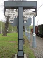 Historischer Zielanzeiger im ltesten erhaltenen Bahnhof Deutschlands - Vienenburg.