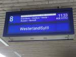 Zugrichtungsanzeiger für NOB 81752 nach Westerland am 14.4.2014 im Bahnhof HH-Altona 