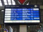 Hier zu sehen ist die Abfahrtstafel des Hauptbahnhofs von Frankfurt am Main. Aufgenommen am 03.01.2015