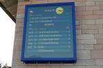 Zug- und Buszielanzeiger im Bahnhof von Michelstadt. 15.03.07