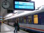 Abfahrt des Schnellzug nach Kiew mit Kurswagen nach Odessa und Moskau am 19.07.2008 in Berlin Gesundbrunnen.