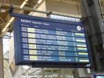 Die große Anzeigentafel im Münchner Hbf, 12.06.2014.
