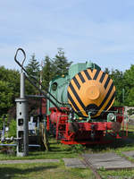 Die 1961 gebaute Dampfspeicherlokomotive 146732 vom Typ FLC begrüßt die Besucher des Lokschuppens Pomerania in Pasewalk.
