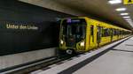 Der einfahrende Zug der U-Bahn Linie 5 im Bahnhof Unter den Linden in Richtung Haubtbahnhof.Der Bahnhof Unter den Linden wurde am 4.12.2020 eröffent.

Aufgenommen am 10.01.2021

