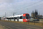 KVB Tw 4518  Linie 1, Bensberg  Köln, Deutzer Brücke  08.11.2021