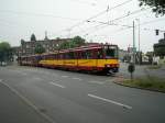 Eine Doppeltraktion aus Stadtbahnwagen B der Rheinbahn an der Haltestelle  Kulturstrae  in Duisburg als Zug der Linie U79 nach Duisburg-Meiderich - 02.06.2004.