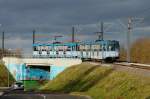 Die B-Wagen 2119 (f�hrend) und 2110 auf der Br�cke in Ossendorf am 25.11.2012.