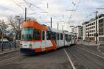 RNV Düwag M8C Wagen 3256 (modernisiert) am 21.12.19 in Heidelberg