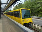 EVAG 5238 als U18 (Essen Berliner Platz - Mlheim Hbf), am 15.08.2020 am Rhein-Ruhr-Zentrum in Mlheim (Ruhr).