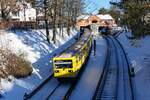 U3 der BVG Berlin mit Ausfahrt der GI/1E ''Gisela'', Tw 1093-1 aus dem U Bahnhof Freie Universität (Thielplatz) Richtung Krumme Lanke. Berlin im Januar 2026.