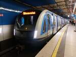 Münchener C2 7736 auf der U3 Nach Fürstenried West am 20.8.22 am Hauptbahnhof 