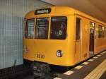 Hist. U-Bahnzug reihe D, Sonderverkehr am 14.9.2008 zwischen Alt-Tegel und Wedding, hier in Alt-Tegel