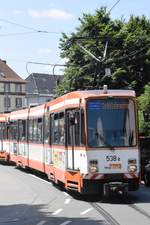 BIELEFELD, 03.07.2017, Stadtbahnzug 538 B als Linie 1 nach Schildesche bei der Einfahrt in die Haltestelle Johannesstift