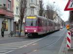 TW9352 und TW9351 am 15.02.2009 mit Anfahrt an die Haltestelle Konrad-Adenauer-Platz (B Straenbahn) aufgenommen. An diesem Tag war die Stadtbahnstrecke zwischen Heussalle/Museumsmeile und Bad Godesberg/Stadthalle wegen Bauarbeiten an der Tunnelverlngerungen in Hhe der Haltestelle Deutsche Telekom/Ollenhauerstrae gesperrt. Die Stadtbahnwagen der Linie 66 fuhren vom Hauptbahnhof nach Bad Honnef teilweise ber die Straenbahnstrecke in Beuel.