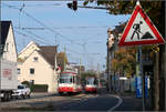 Begegnung in Aplerbeck -    Zwei Stadtbahnzüge B auf der Dortmunder Linie U47 begegnen sich kurz vor der Endhaltestelle Aplerbeck.