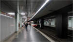 Entlang der U41 in Dortmund -     Die Station Hauptbahnhof wurde kürzlich modernisiert wobei auch die Bahnsteige verbreitert wurden.