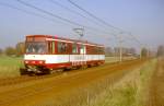 Stadtbahnwagen 4715 der DVG mit Speiseraum auf Ausbildungsfahrt zwischen Froschenteich und Wittlaer im November 1984.