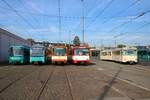 VGF Fahrzeugparade zum Jubiläum 50 Jahre U-Bahn Frankfurt am Main am 06.10.18 in Heddernheim mit Bombardier U5 Wagen 610, Siemens U4 Wagen 511, Düwag U3 Wagen 151, Düwag U2 Wagen 303 und Düwag U1 Wagen 1001 (Prototyp) 