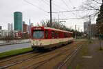 VGF Straßenbahn Frankfurt am Main Düwag Pt-Wagen 138 am 21.12.24 auf der Linie 20
