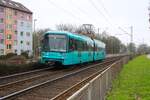 VGF U-Bahn Frankfurt Bombardier Flexity Swift U5 Wagen 627 als Fahrschule am 26.02.26 in Frankfurt am Main auf der Linie U7