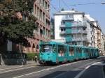 Die sogenannte U-Bahn als Straßenbahn -    Ein Zug der Linie U5 im U-Bahnhof Musterschule.