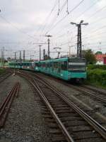 Ein U4 Wagen Zug der VGF am 30.04.11 in Heddernheim 