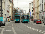 VGF Düwag Pt Wagen 738 als Fahrschule trift am 13.10.16 auf Bombardier U5-25 Wagen 687 in Frankfurt Musterschule 