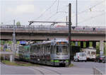 Unter dem Westschnellweg hindurch -     ...