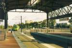 Überdacht - 

Stadtbahn-Haltestelle Langenhagen Zentrum.

Aufnahme von Anfang der Neunziger Jahre (M)