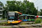 4072 mit neuer Ganzreklame  Bunq/Mastercard  auf der Kreuzung Wilhelm-Sollmann-Straße/Neusser Straße in Köln am 11.07.2021.