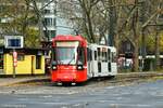 HF6 5301 als Fahrschule in Köln auf der Kreuzung Aachener Str./Gürtel am 12.11.2021.