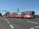  RheinEnergie - berall in der Region zu Hause . Diesen Wagen und einen weiteren unbekannten Wagen vom Typ K5100 konnte ich, am 06. April 2010, unterwegs auf der Linie 4 hier Fahrtrichtung  Schlebusch , bei der Einfahrt in die Haltestelle  Im Weidenbruch , fotografieren.