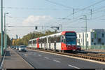 Stadtbahn Köln: Wagen 5211 und ein weiterer K5000 am 3. November 2017 auf der Severinsbrücke.