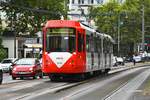 Der 20. fertig sanierte B-Wagen 2418 (ex 2192) auf der Hahnenstraße während seinem 2000-km-Test am 15.07.2019.