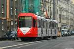 B-Wagen 2411 (ex 2111) wurde als 22. Fahrzeug der Serie 2100 zur Serie 2400 fertig saniert und wird in Kürze den 2000-km-Test antreten. Hier unterwegs auf der Neusser Straße am 28.10.2019.

Die aktuelle Liste der 2400er:

Alle Fahrzeuge die umgebaut sind oder sich im Umbau befinden in Reihenfolge:

01: 2422 ex 2122 Liniendienst
02: 2412 ex 2112 Liniendienst
03: 2426 ex 2196 Liniendienst
04: 2428 ex 2199 Liniendienst
05: 2421 ex 2121 Liniendienst
06: 2416 ex 2116 Liniendienst
07: 2425 ex 2195 Liniendienst
08: 2402 ex 2102 Liniendienst
09: 2427 ex 2198 Liniendienst
10: 2417 ex 2117 Liniendienst
11: 2404 ex 2104 Liniendienst
12: 2403 ex 2103 Liniendienst
13: 2420 ex 2120 Liniendienst
14: 2409 ex 2109 Liniendienst
15: 2405 ex 2105 Liniendienst
16: 2423 ex 2193 Liniendienst
17: 2407 ex 2107 Liniendienst
18: 2424 ex 2194 Liniendienst
19: 2406 ex 2106 Liniendienst
20: 2418 ex 2192 Liniendienst
21: 2413 ex 2113 Liniendienst
22: 2411 ex 2111 in Kürze 2000-km-Test
23: 2401 ex 2101 Umbau
24: 2408 ex 2108 Umbau
25: 2419 ex 2119 Umbau
26: 2410 ex 2110 Umbau
27:
28:

Übrig sind nun noch 2114 und 2115.