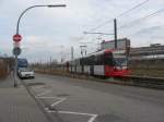 Nach dem die Linie 4 im Sommer und Herbst des Jahres 2002 modernisiert worden war verschwenckte man die Bahntrasse nach osten um Platz fr eine neue Strae zu schaffen.