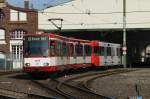 B-Wagen 2212 bei der Ausfahrt aus der Endhaltestelle Thielenbruch am 09.09.2012