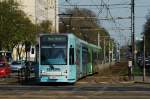Niederflurwagen 4121 auf der Kreuzung Aachener Str./Grtel am 22.04.2013.