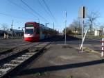 Am 20.3.14 war TW 4541 mit einem 2. unbekannten Wagen der gleichen Serie unterwegs. Hier fotografiert bei der Einfahrt in die Galtestelle  Fordwerke Süd 