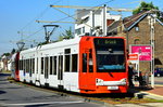 Niederflurwagen 4042 wurde die Ganzreklame  Flamme, Küchen und Möbel  entfernt. Hier zu sehen wieder im aktuellen KVB-Farbschema in Weiden am 06.09.2016.
