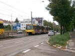 TW 3079/3080 der SSB-AG als U6 Gerlingen am 18.09.2011 zwischen Stuttgart - Eckhardshaldenweg (Pragfriedhof) und Stuttgart - Lwentorbrcke. (Jordanien - Werbung.)