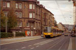 Als die Stuttgarter Stadtbahn noch jung war -    Eine weitere Aufnahme von der Hackstraße an der Haltestelle 'Bergfriedhof'.