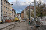 Stadtbahnausbau in Stuttgart-Heslach -     Haltestelle Bihlplatz Fahrtrichtung Innenstadt: Hier müssen beide Gleise auf die gesamte Länge in eine neue Lage verlegt werden um einen