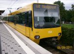 4101/4102 der SSB (Stuttgarter Straenbahnen AG) als U2 Neugreut bei halt   bei den Mineralbder Berg und Leuze in Stuttgart.