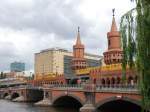 BVG Baureihe F Der Linie U1 begegnen sich gleich auf der Oberbaumbrcke 02.06.07