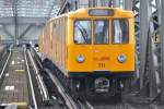 BERLIN, 28.04.2013, Wagen 731 als U-Bahnlinie U1 nach Uhlandstraße bei der Ausfahrt aus dem U-Bahnhof Gleisdreieck